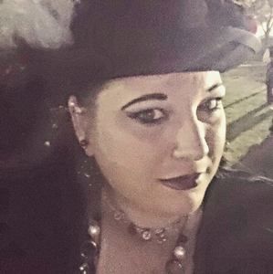 Meet your Posher, Stacey